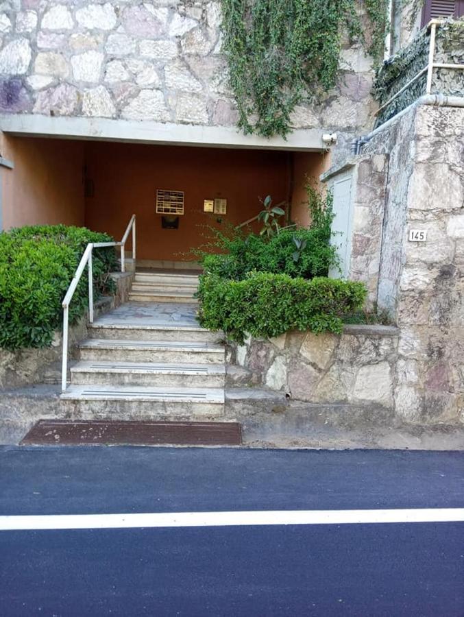 ポルトヴェーネレMonolocale Baia Dei Delfiniアパートメント エクステリア 写真